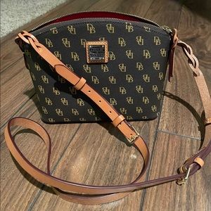 NWOT Dooney & Bourke Gretta Crossbody Handbag